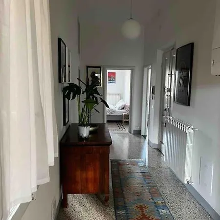 Gianni's Flat *